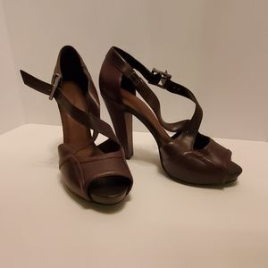 Gianni Bini stacked heels